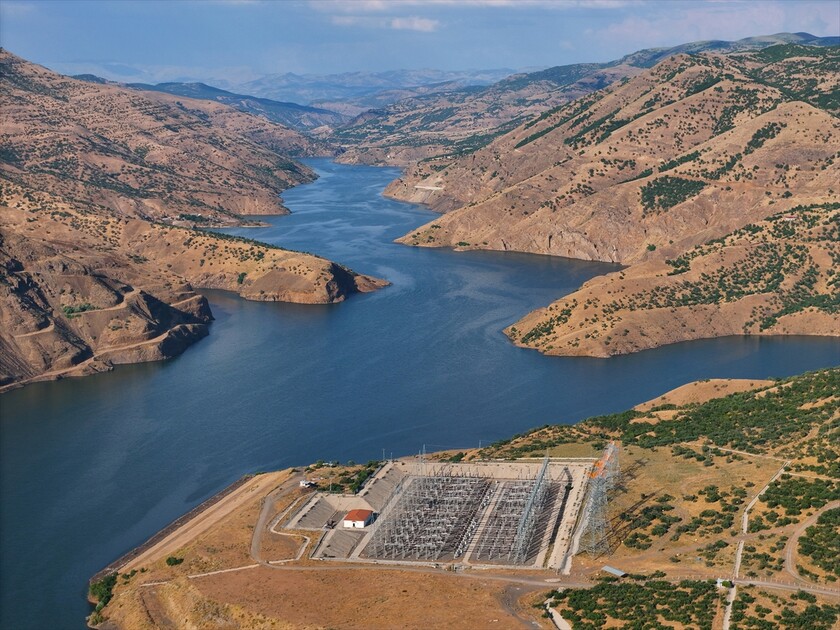 Aşağı Kaleköy Barajı ve Hibrit Enerji Santrali'nde üretim 6 ayda rekora ulaştı