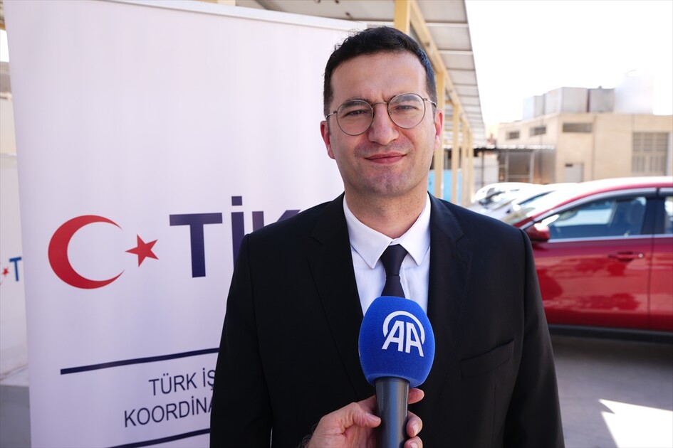 ئاژانسی تیکای تورکیا یارمەتی پێشکەش بە ٢٠٠ ھەنگەوانی عێراقی لە ئەنبار کرد