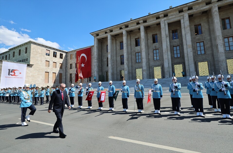 أردوغان: من خابت آمالهم ليلة 15 يوليو ما زالوا يترقبون الفرص