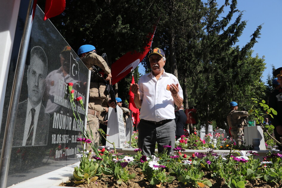 Tekirdağ'da 15 Temmuz Demokrasi ve Milli Birlik Günü dolayısıyla şehitler anıldı