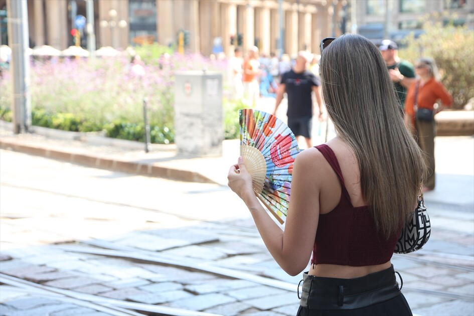 İtalya aynı anda aşırı sıcaklar, fırtınalar ve orman yangınlarıyla mücadele ediyor