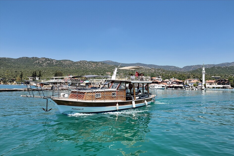 Tarihi ve doğal zenginlikleriyle öne çıkan Demre'de dört mevsim turizm hedefleniyor