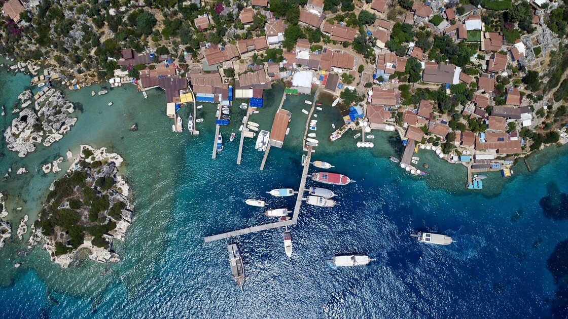 Tarihi ve doğal zenginlikleriyle öne çıkan Demre'de dört mevsim turizm hedefleniyor