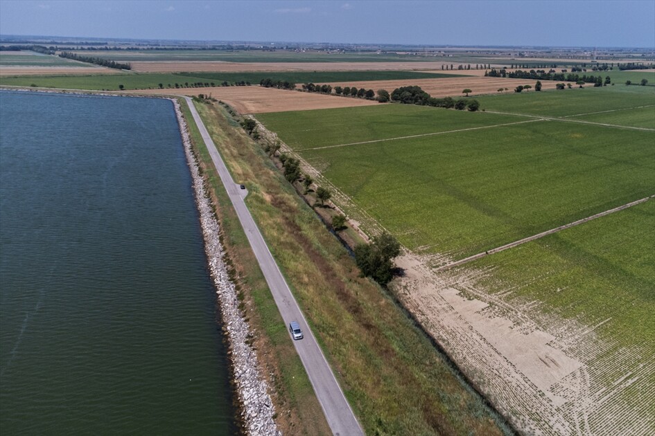 İtalya'da Po Nehri'ndeki kuraklık nedeniyle tuzlu deniz suyu deltadan içerilere girmeye başladı