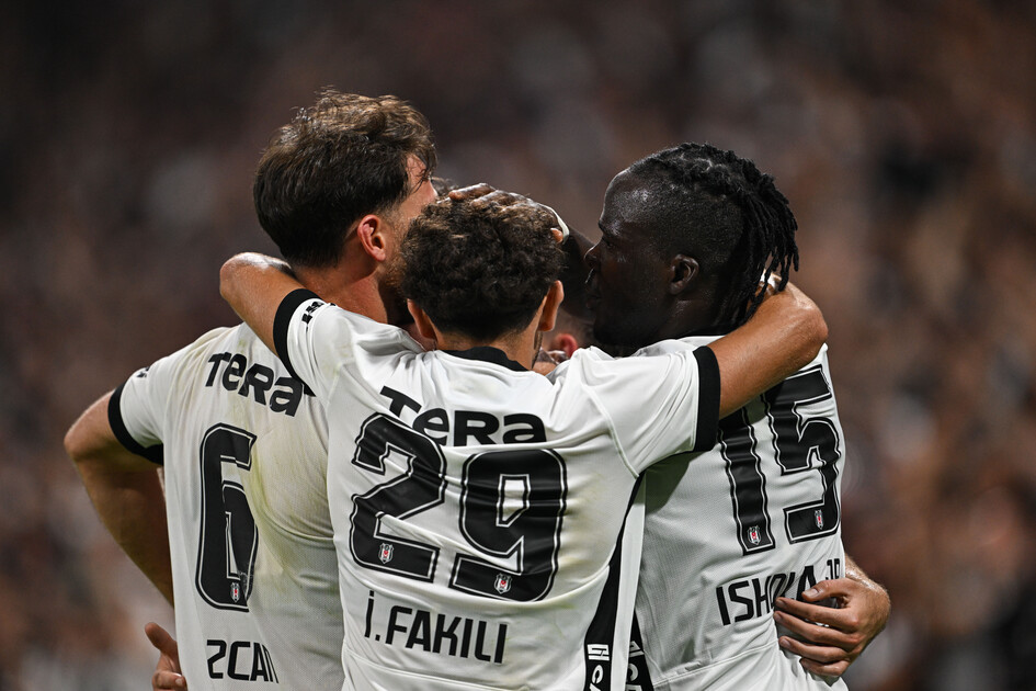 Beşiktaş - Midtjylland