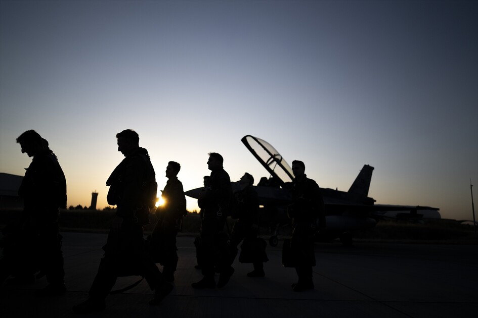 Türk F-16'ları Baltık semalarında 7/24 alarm görevinde olacak
