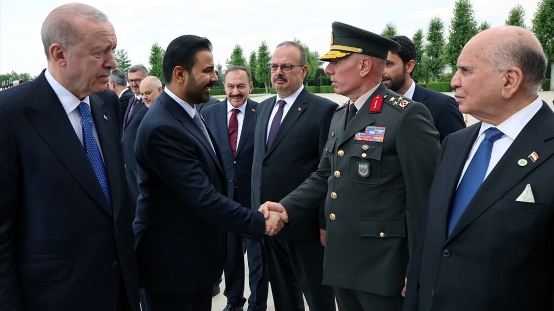 Президент Эрдоган с официальной церемонией встретил премьер-министра Ирака Али Зейди