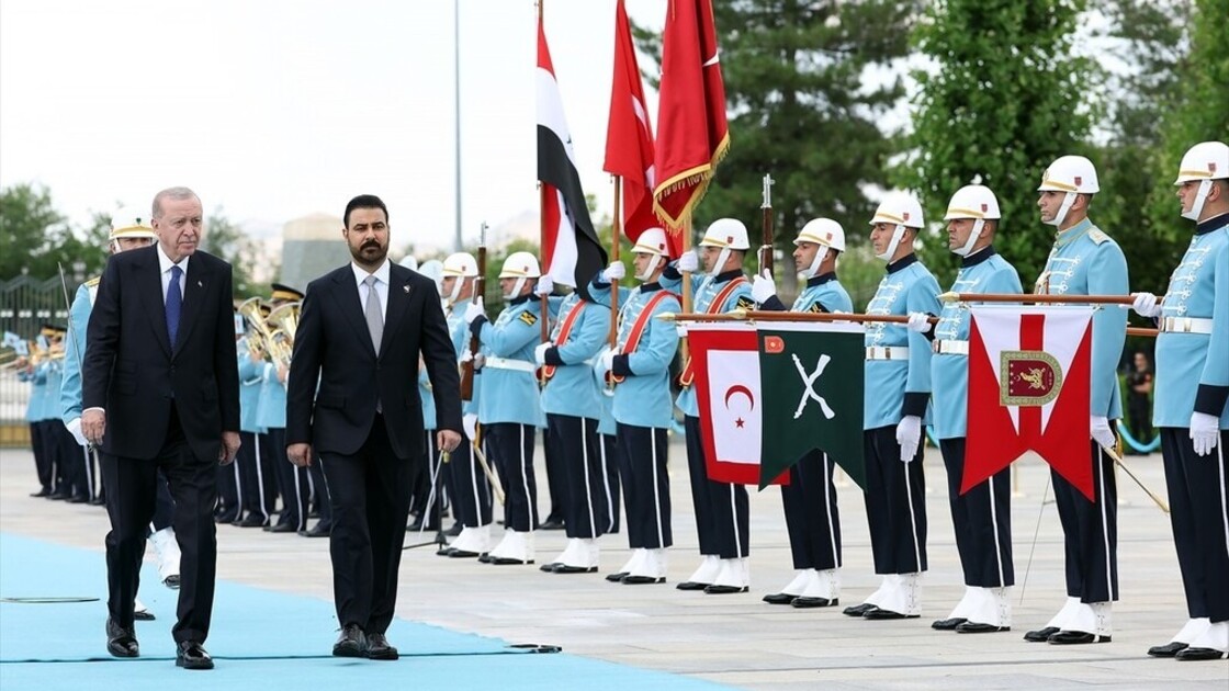 Президент Эрдоган с официальной церемонией встретил премьер-министра Ирака Али Зейди