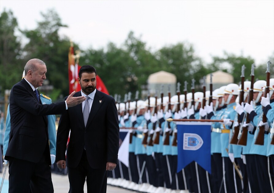Cumhurbaşkanı Erdoğan, Irak Başbakanı Zeydi'yi resmi törenle karşıladı