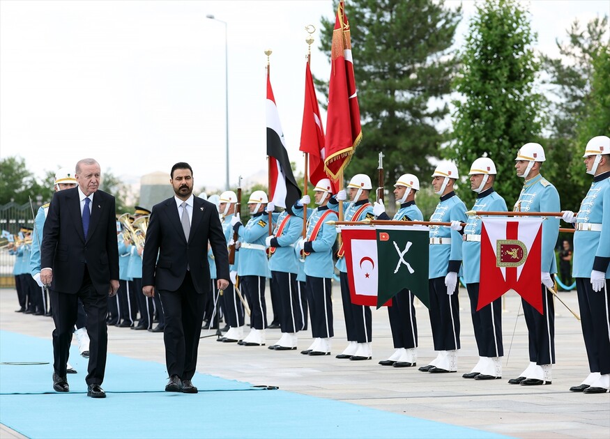 Cumhurbaşkanı Erdoğan, Irak Başbakanı Zeydi'yi resmi törenle karşıladı