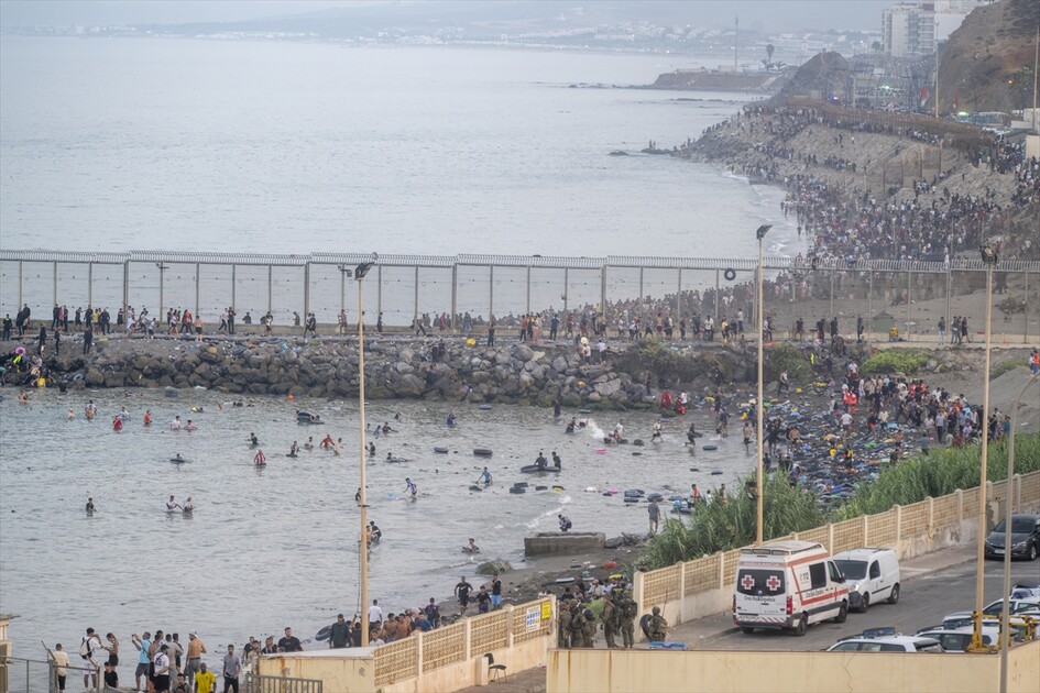 Hundreds of migrants reach Spain's Ceuta after swimming from Morocco