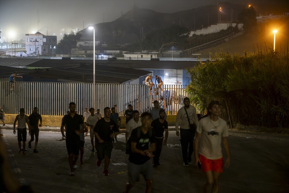 Hundreds of migrants reach Spain's Ceuta after swimming from Morocco