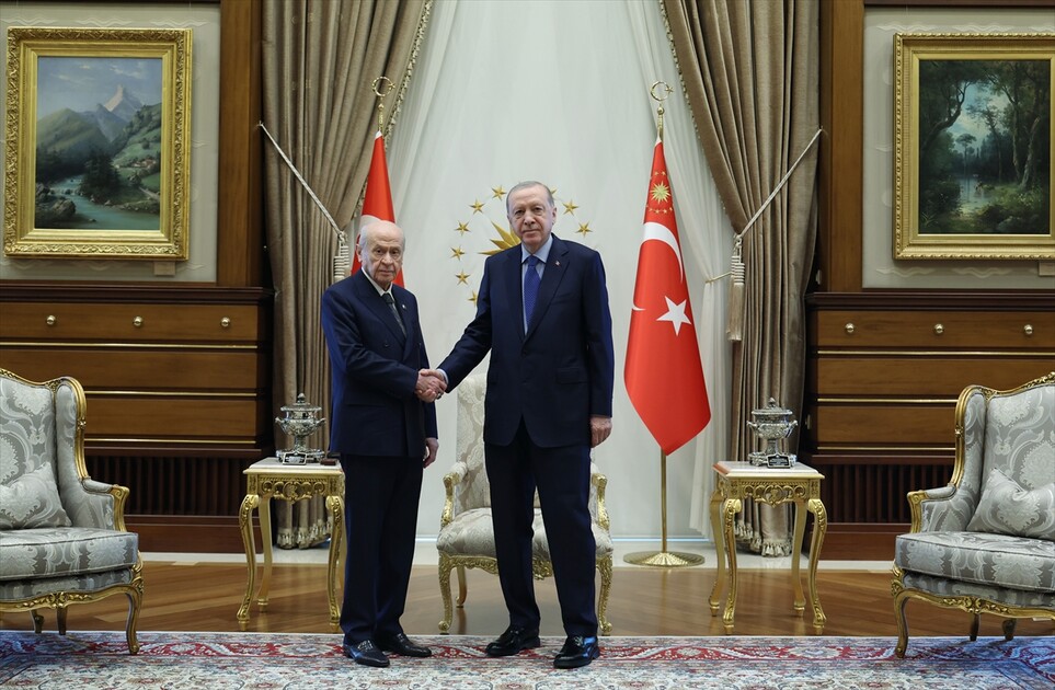 Cumhurbaşkanı Erdoğan, MHP Genel Başkanı Bahçeli'yi kabul etti