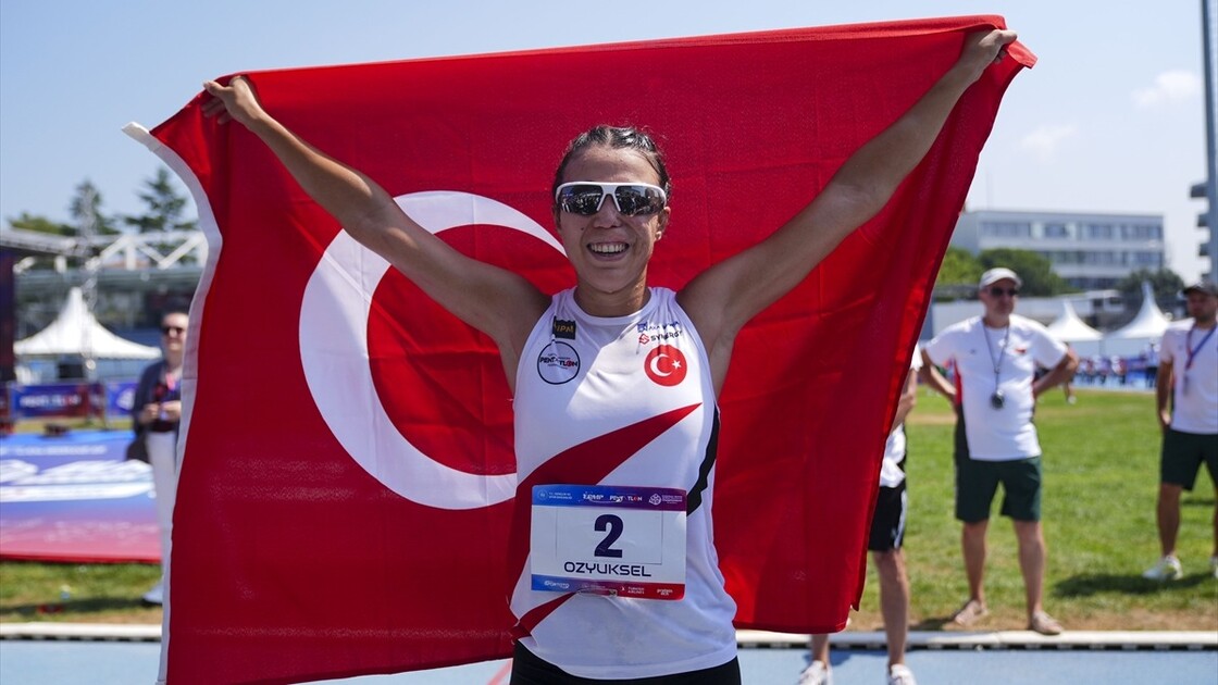 Milli pentatlet İlke Özyüksel Mihrioğlu, Avrupa şampiyonu oldu