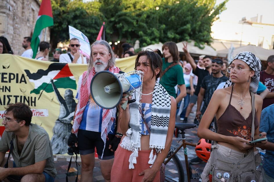 مئات المتظاهرين يطالبون الحكومة اليونانية بإنهاء تعاونها مع إسرائيل