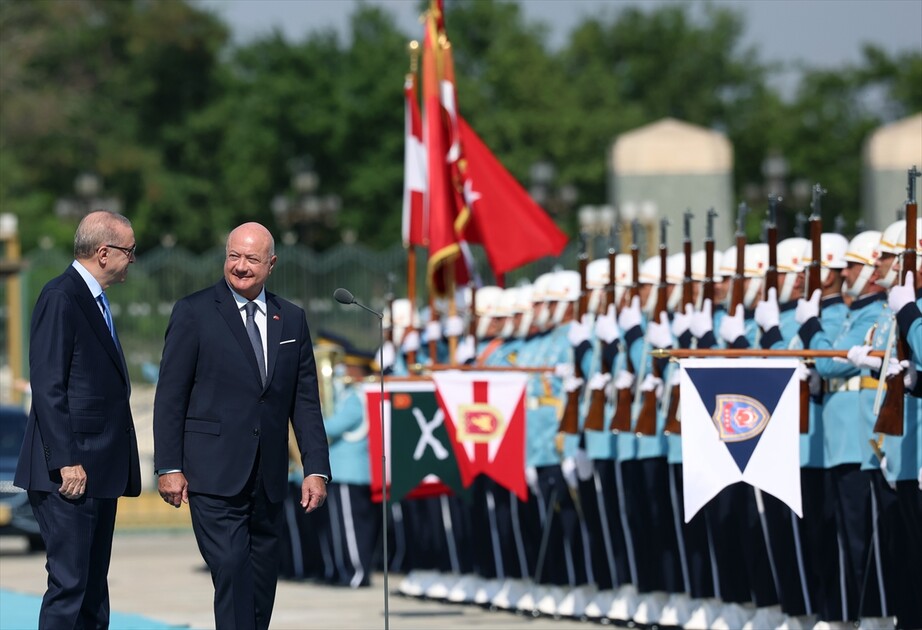Cumhurbaşkanı Erdoğan, Avusturya Başbakanı Stocker'i resmi törenle karşıladı