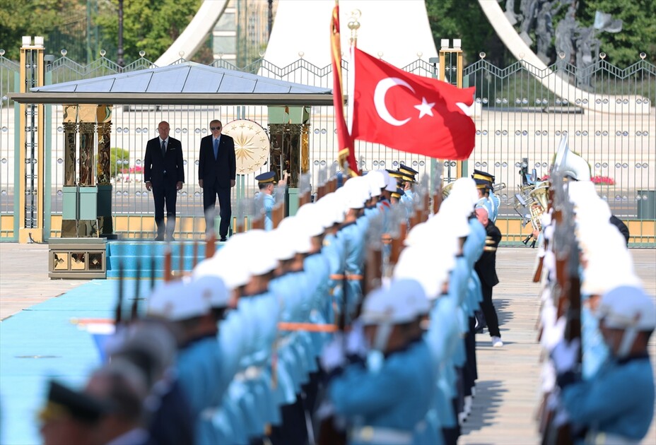 Cumhurbaşkanı Erdoğan, Avusturya Başbakanı Stocker'i resmi törenle karşıladı