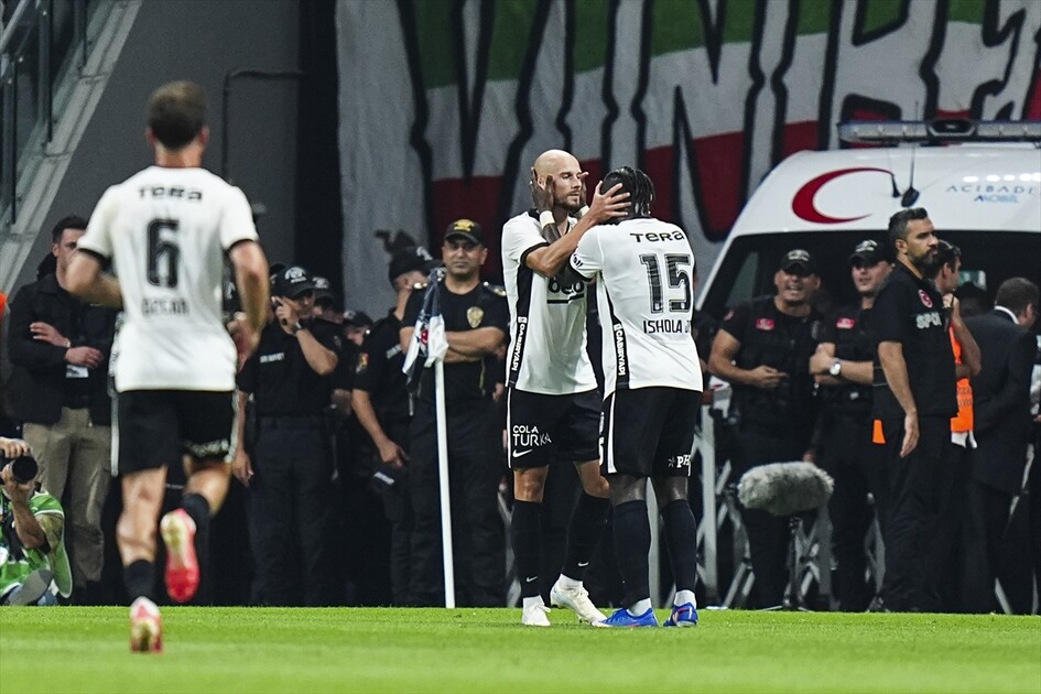 Beşiktaş - Hradec Kralove