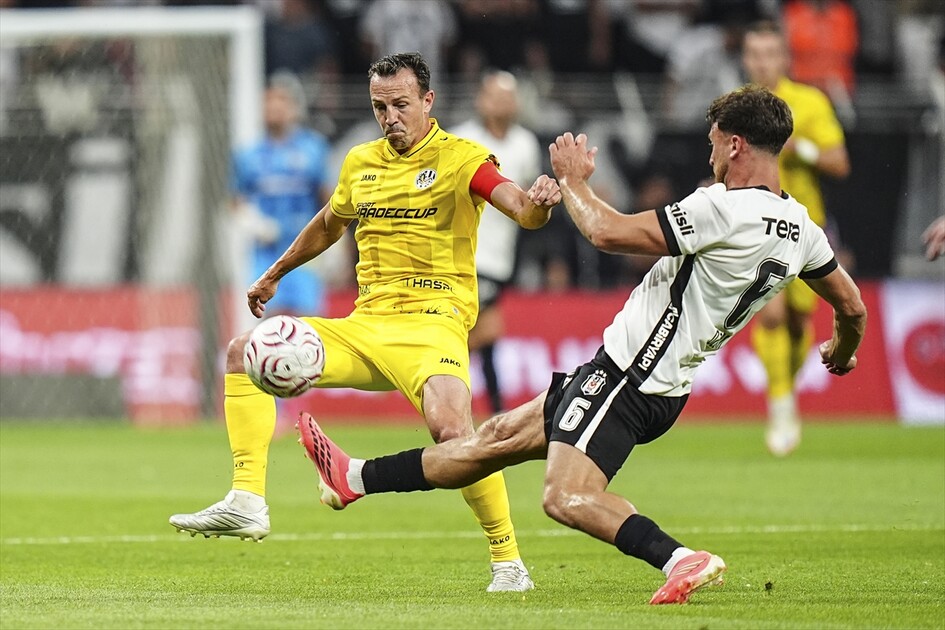 Beşiktaş - Hradec Kralove
