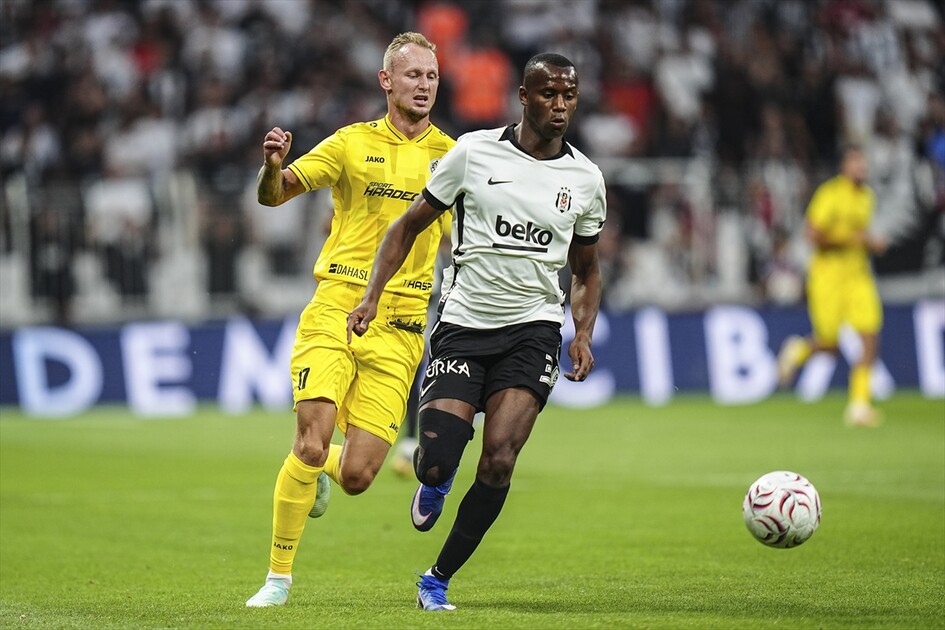 Beşiktaş - Hradec Kralove