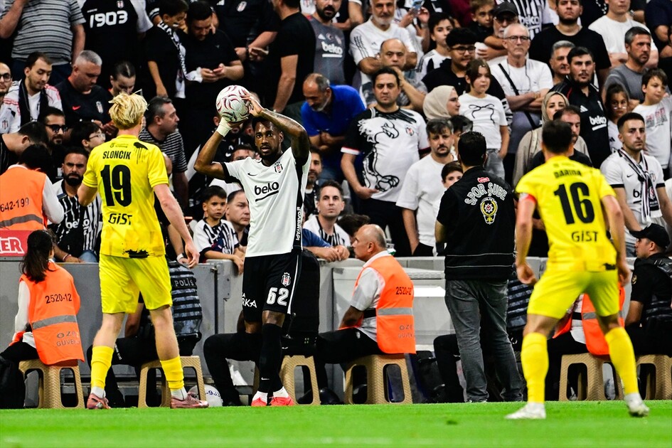 Beşiktaş - Hradec Kralove
