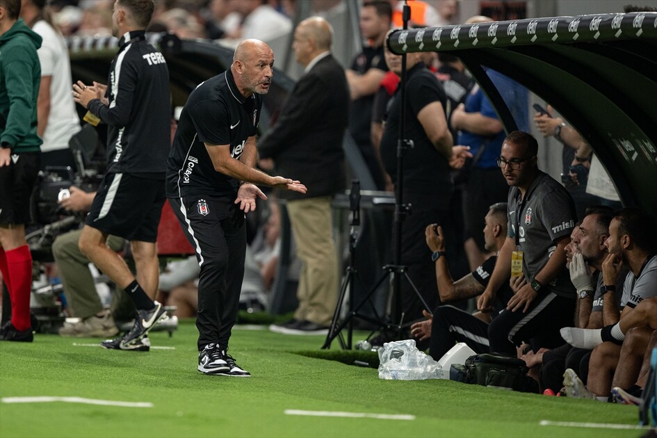 Beşiktaş - Hradec Kralove