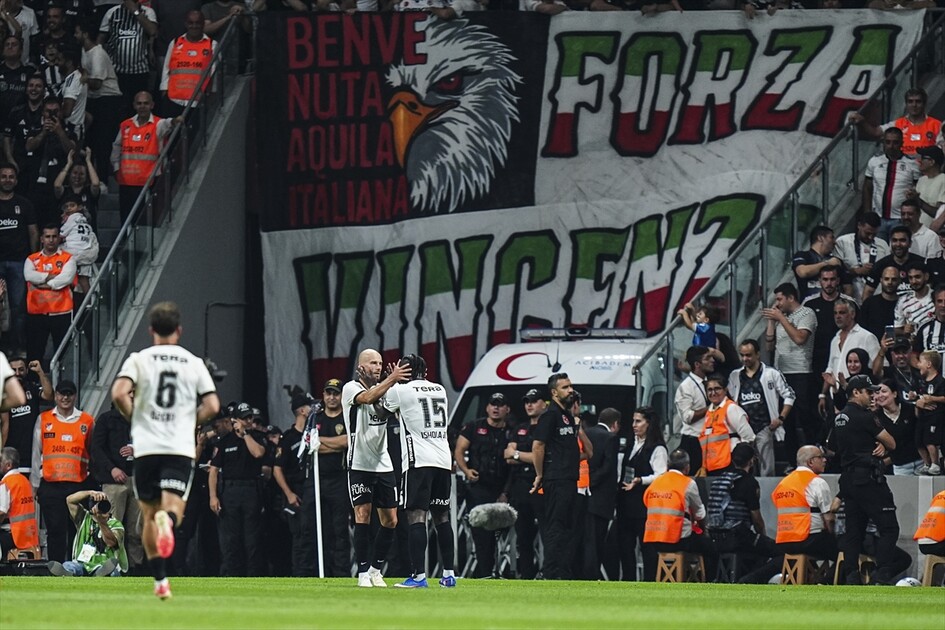 Beşiktaş - Hradec Kralove