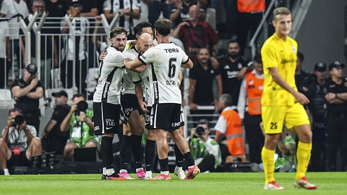 Beşiktaş - Hradec Kralove