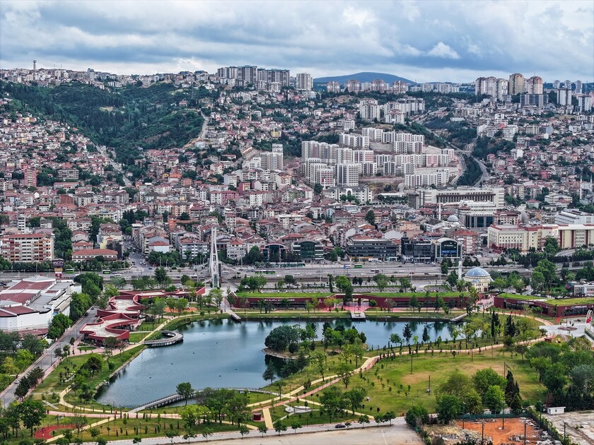 17 Ağustos Marmara Depremi'nin üzerinden 27 yıl geçti