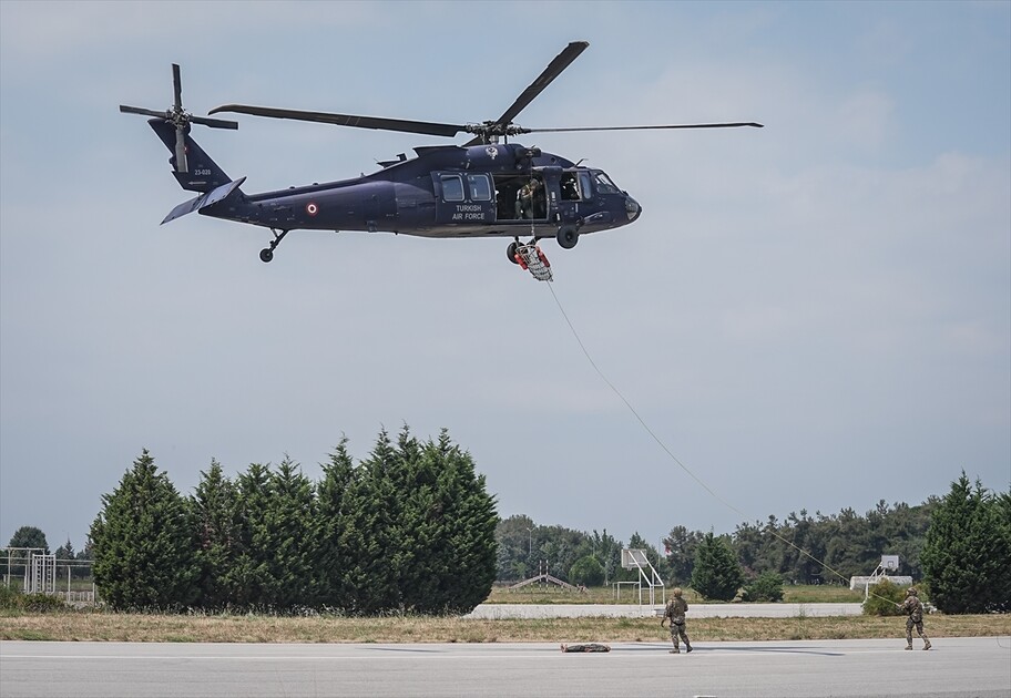 Yalova'da Hava Harp Okulunda geleceğin pilot adayları yetişiyor