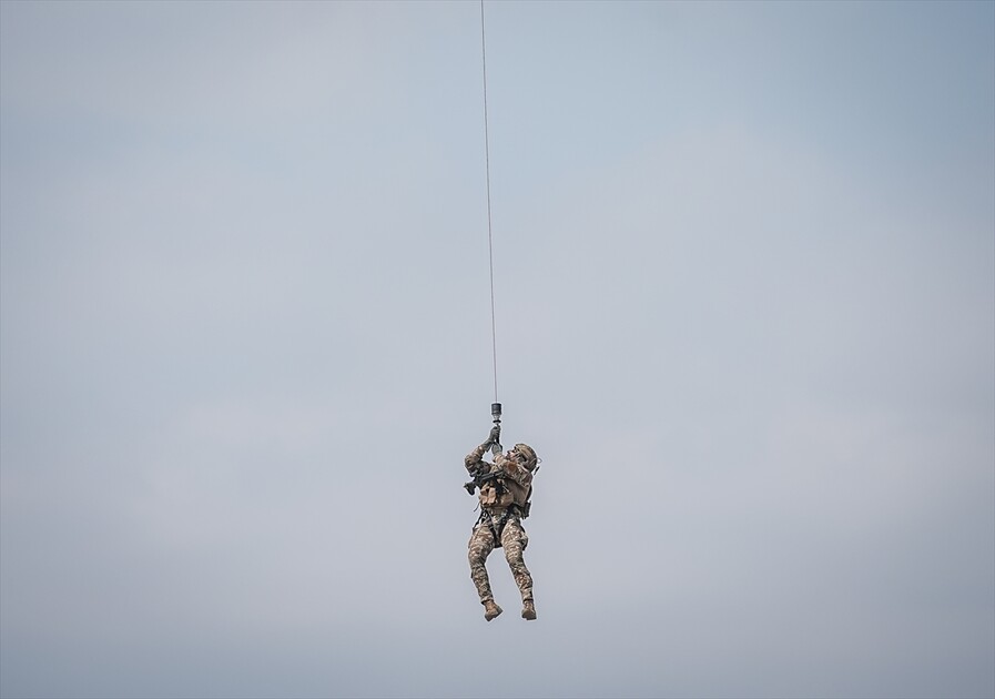 Yalova'da Hava Harp Okulunda geleceğin pilot adayları yetişiyor