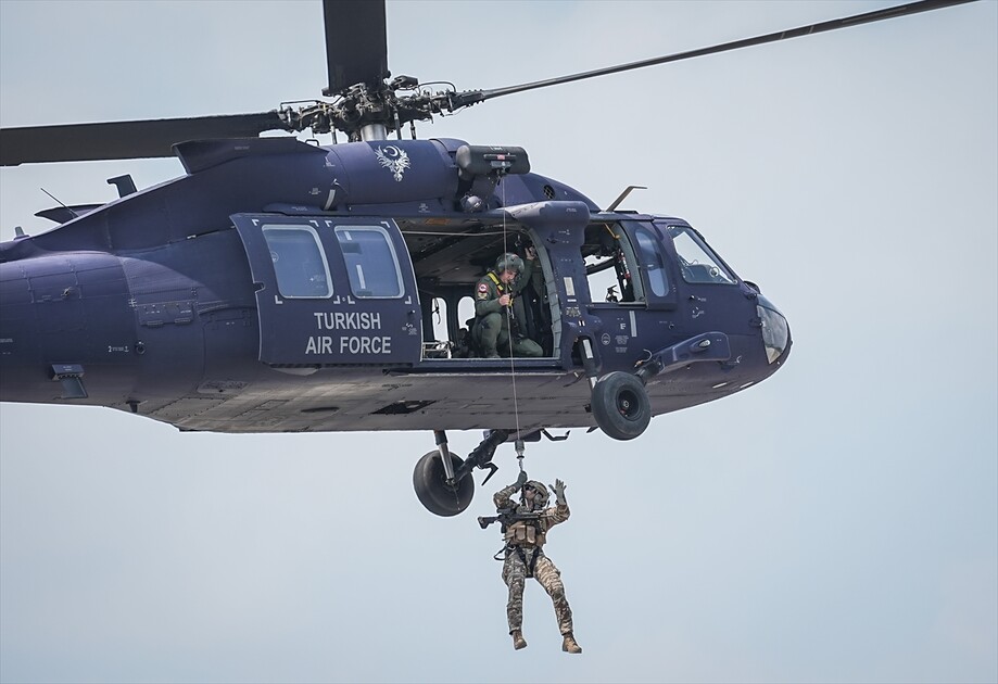Yalova'da Hava Harp Okulunda geleceğin pilot adayları yetişiyor