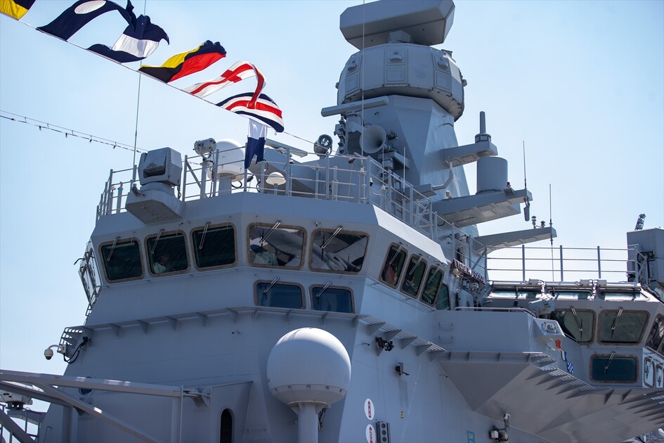 Флагман ВМС Турции TCG Anadolu вызвал большой интерес у посетителей фестиваля TEKNOFEST Mavi Vatan