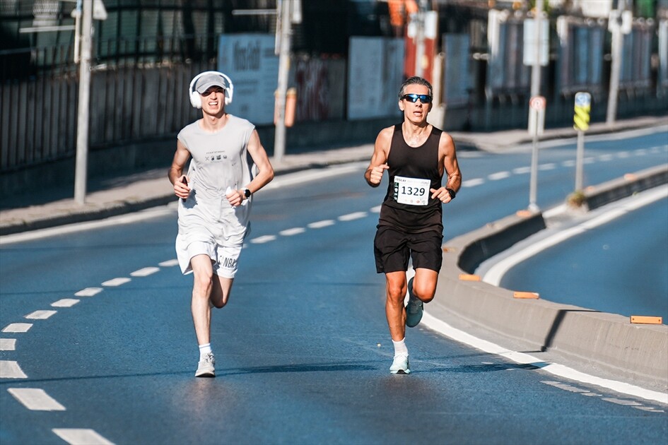 İstanbul'da Yeşilay Yarı Maratonu yapıldı