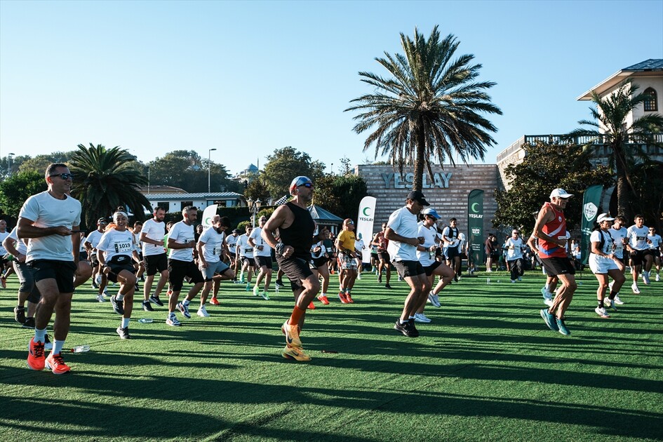 İstanbul'da Yeşilay Yarı Maratonu yapıldı