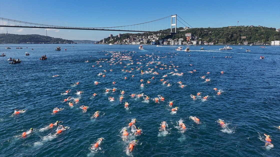 38. Boğaziçi Kıtalararası Yüzme Yarışı başladı