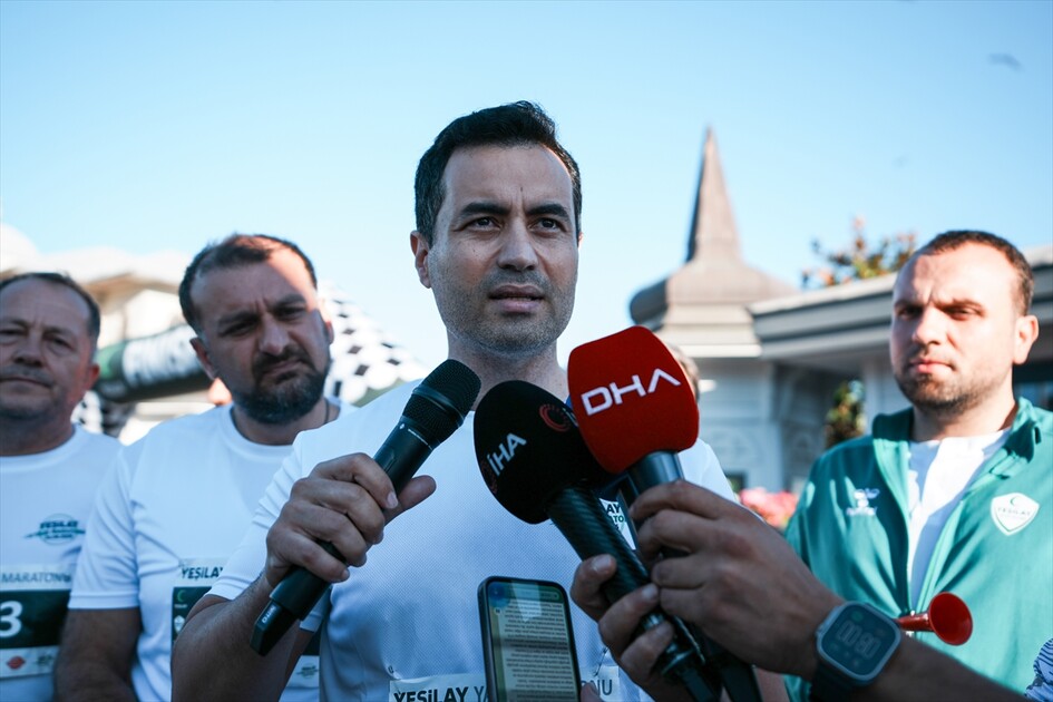 İstanbul'da Yeşilay Yarı Maratonu yapıldı