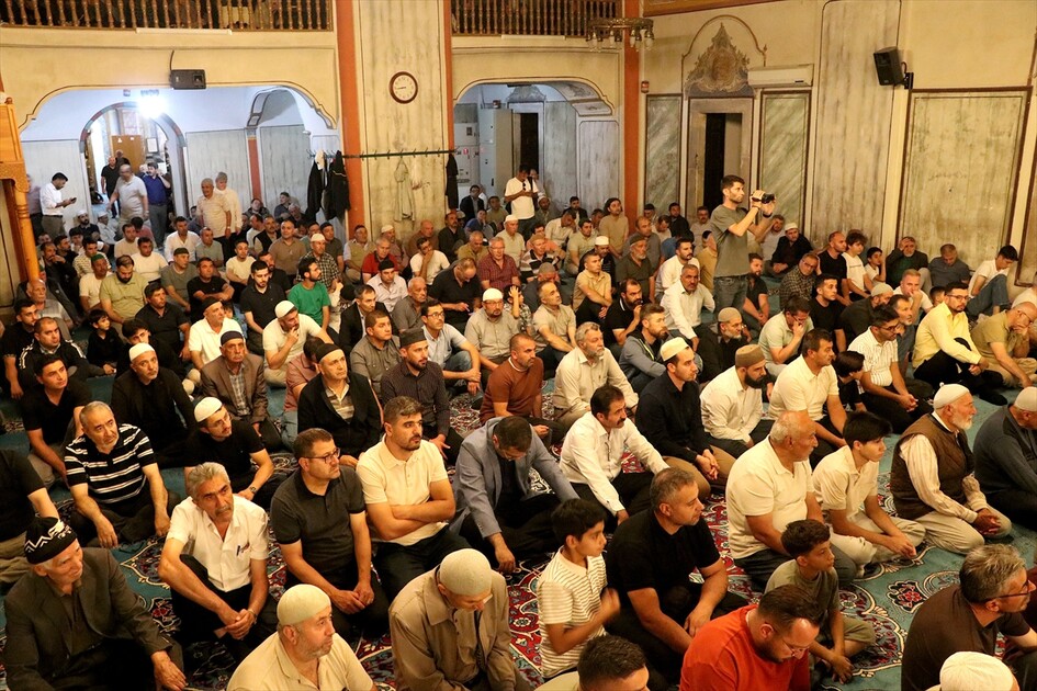 Yozgat'ta Mevlit Kandili idrak edildi