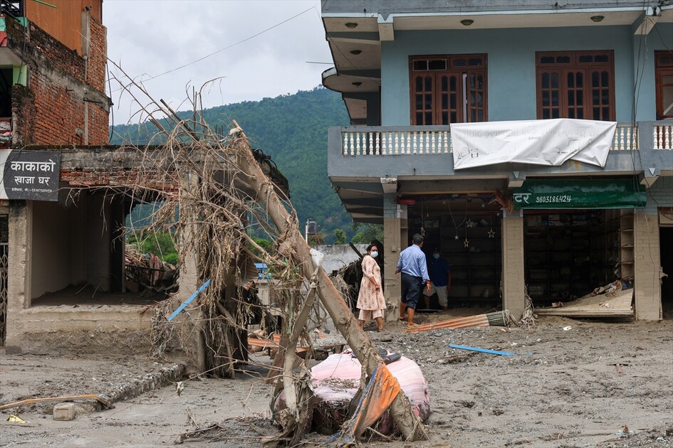 Nepal'deki selde hayatını kaybedenlerin sayısı 616'ya çıktı