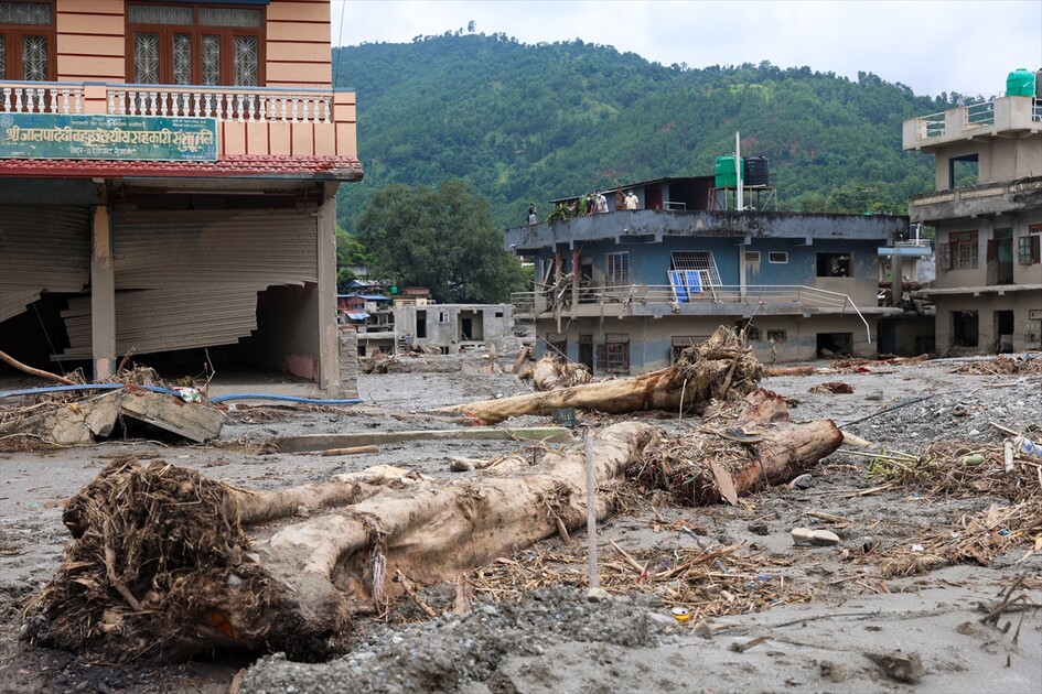 Nepal'deki selde hayatını kaybedenlerin sayısı 616'ya çıktı