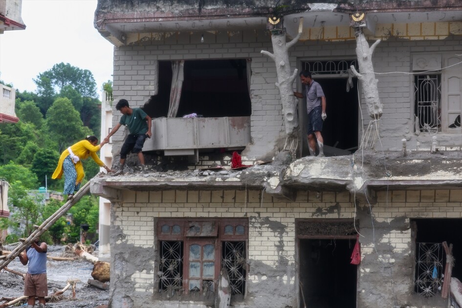Nepal'deki selde hayatını kaybedenlerin sayısı 616'ya çıktı