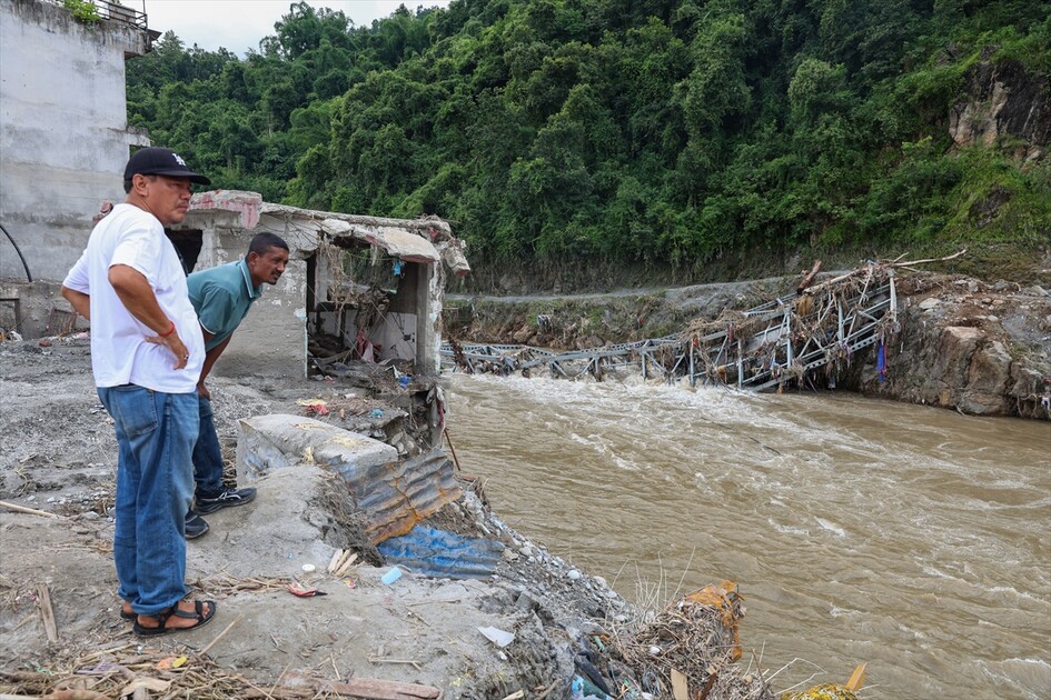 Nepal'deki selde hayatını kaybedenlerin sayısı 616'ya çıktı