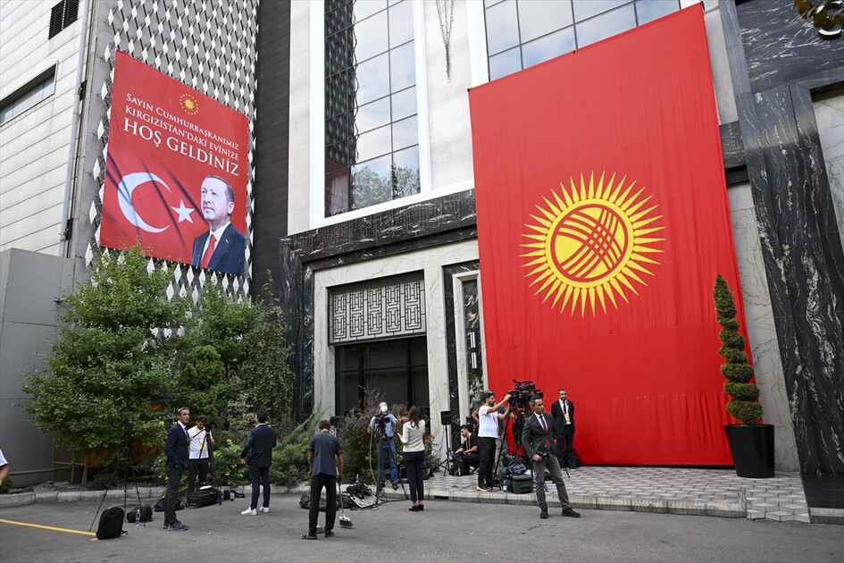 Le président Erdogan est arrivé au Kirghizistan