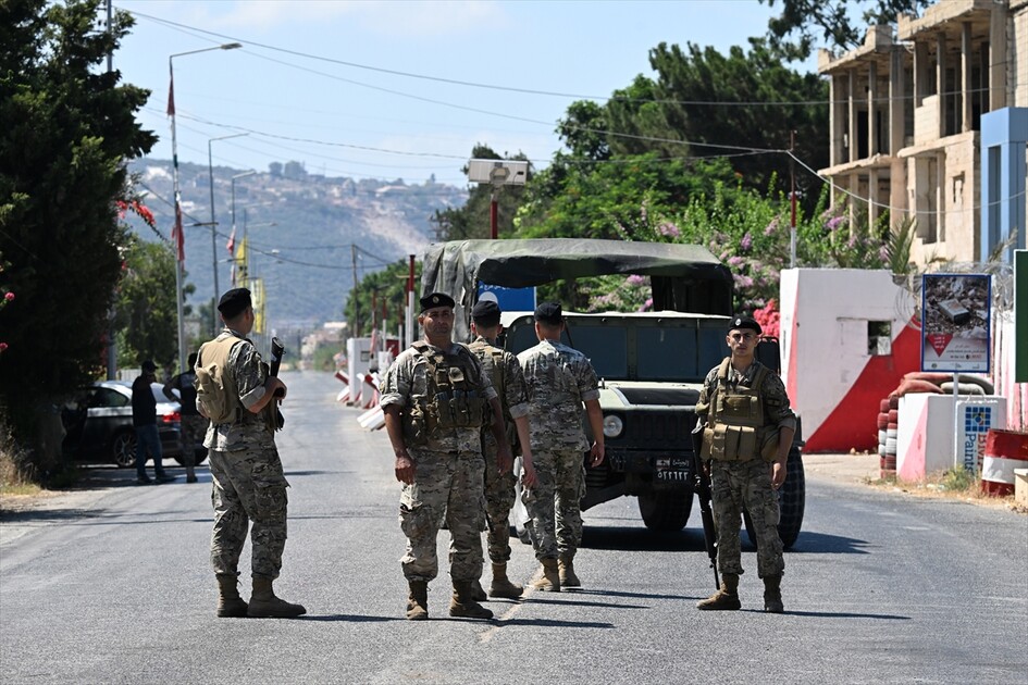 لبنان يتسلم عبر الصليب الأحمر 4 أسرى كانوا محتجزين في إسرائيل