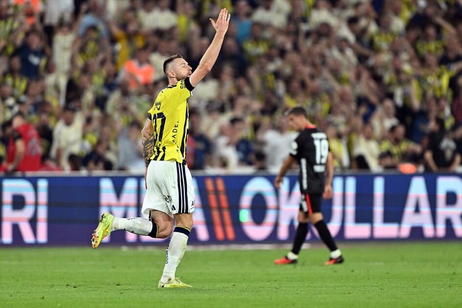 Fenerbahçe - Beşiktaş