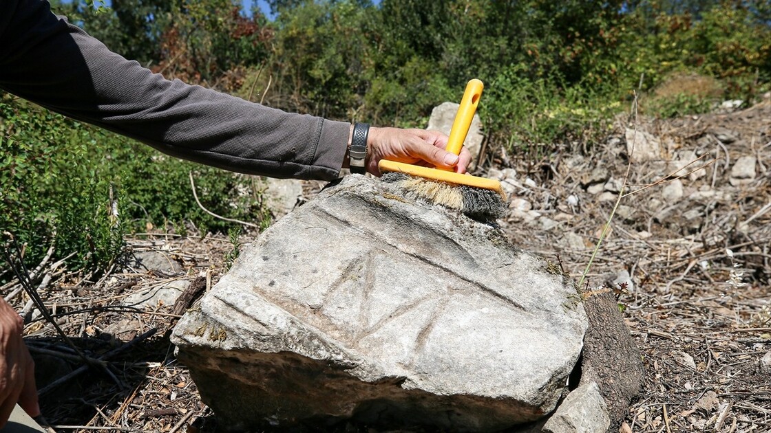 Roma İmparatoru Hadrianus'un avlandığı bölgede kurduğu kentte kazılar başladı