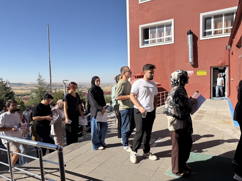 Yozgat'ta KPSS Genel Yetenek-Genel Kültür oturumu başladı