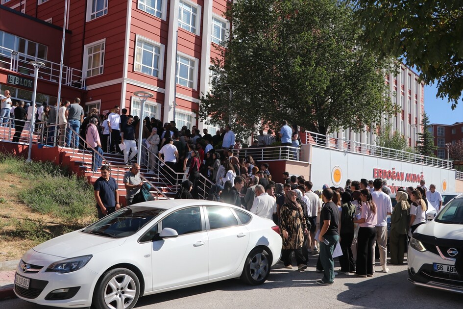 Yozgat'ta KPSS Genel Yetenek-Genel Kültür oturumu başladı