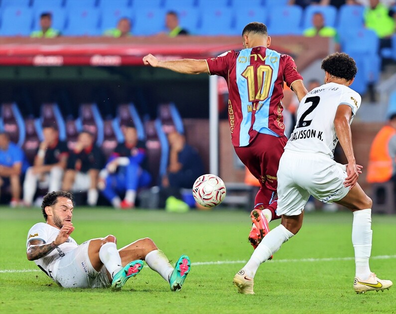 قدم.. محمد صلاح يقود طرابزون سبور لاكتساح غنتشلربيرليغي بخماسية نظيفة
