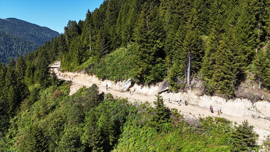 UTMB Dünya Serisi'nin Türkiye etabı olan Kaçkar by UTMB'nin startı verildi